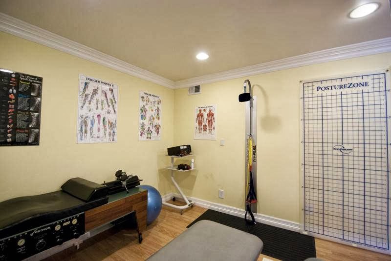 Maya Chiropractor in San Fernando Valley